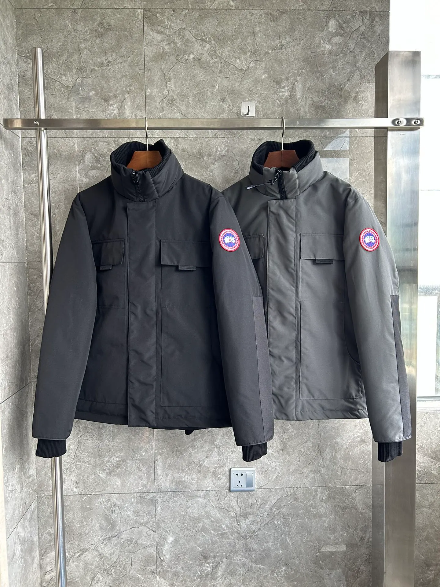 P840 E24 model 5816M Expedition men's model black, gray. Sizes: XS S M L XL XXL.